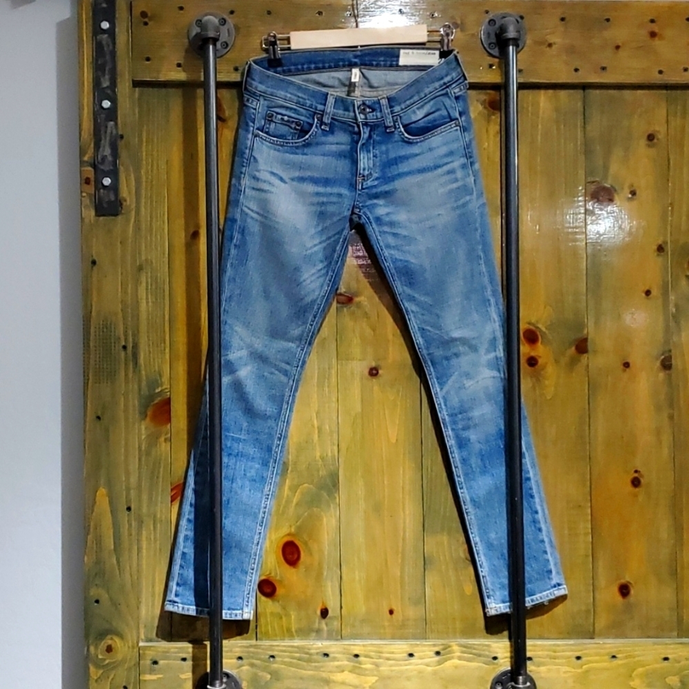 DENIM RAG & BONE TOMBOY  JEANS SIZE 24 INSEAM 28
